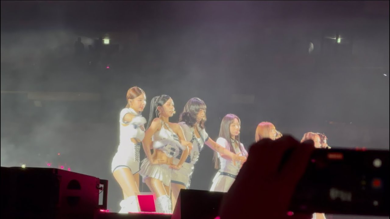 TWICE  07/11/25 Hong Kong Day 2 THIS IS FOR