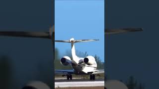 Bill Gates Private Jet Gulfstream G650Er Takeoff