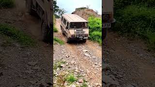 Download Lagu Steyr-Puch Pinzgauer descent. MP3