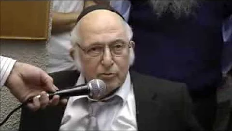 Rosh Yeshiva HaRav Aharon Lichtenstein shlita retu...
