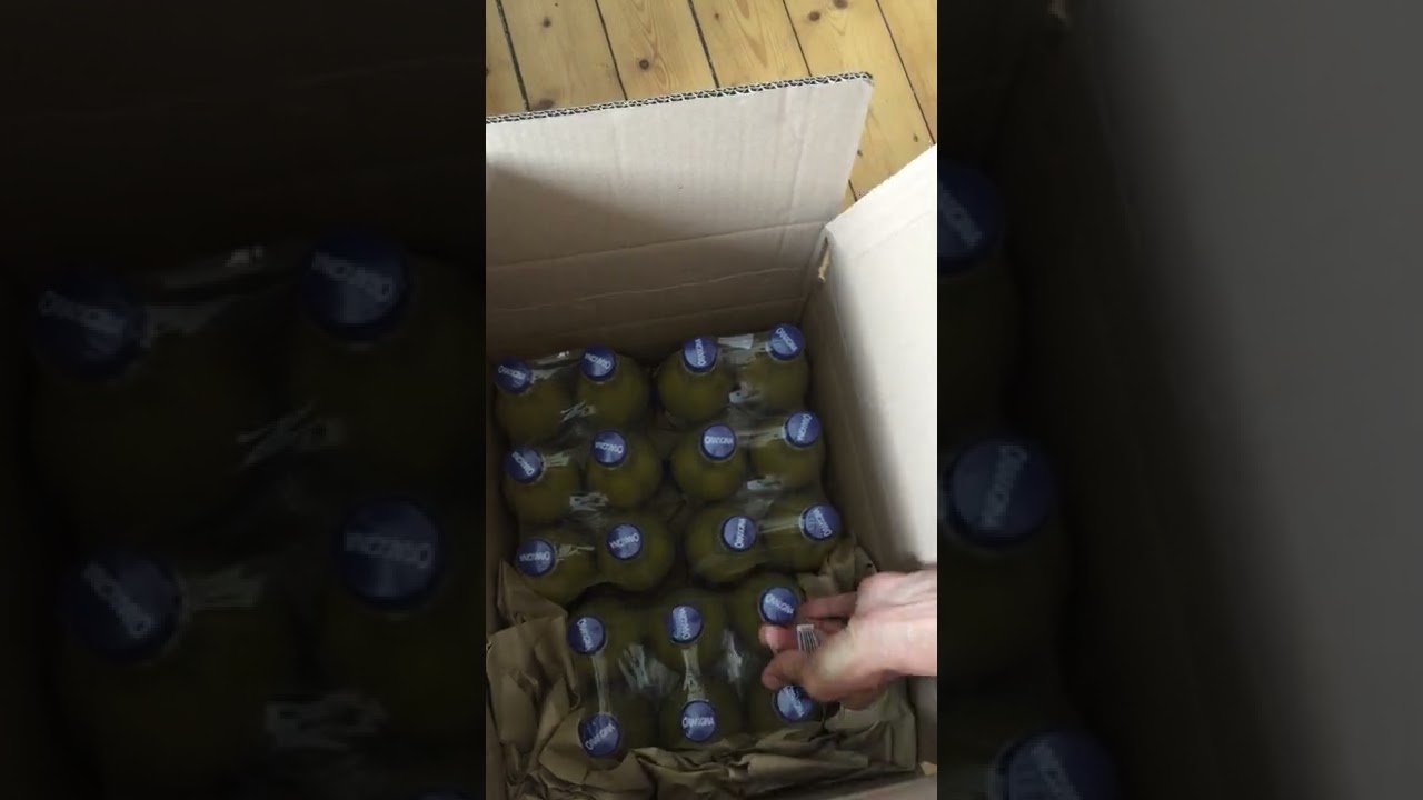 Получили посылку с лимонадом Orangina
