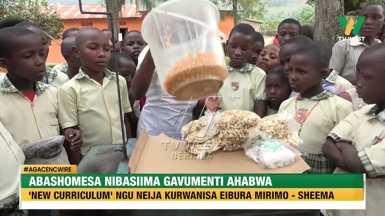 Agacencwire: Abashomesa nibasiima Gavumenti ahabwa 'New Curriculum' - Sheema