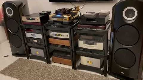 Accuphase C-47 phono pre-amp. Enjoy your music with heavenly incense n perfumes frm qt-store.com