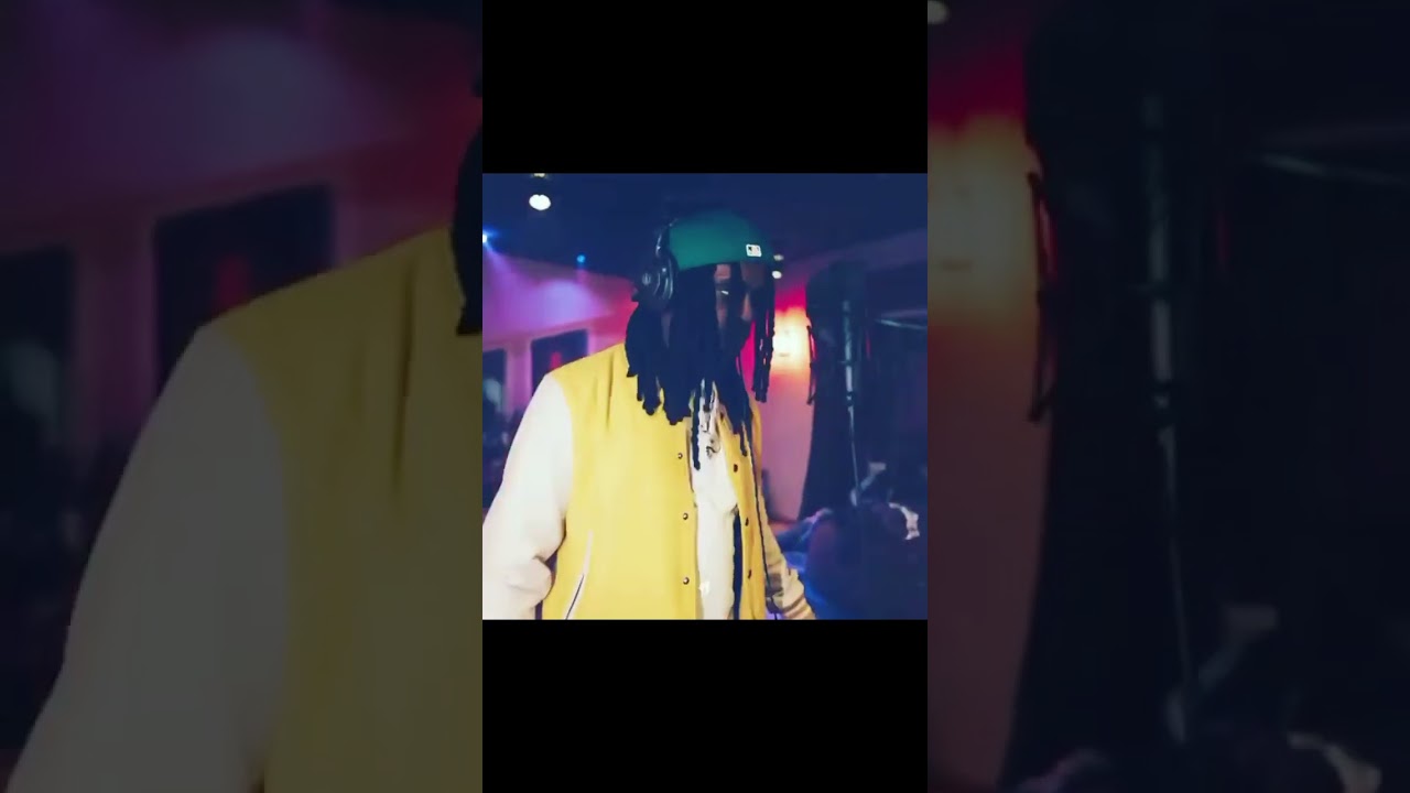 Chief Keef Type Beat - Rich Before U (Finally Rich Part 2) - Super Futuristic Glo Type Beat