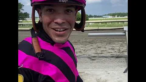 Dr. Devera's Way ships in from NY to win for train...