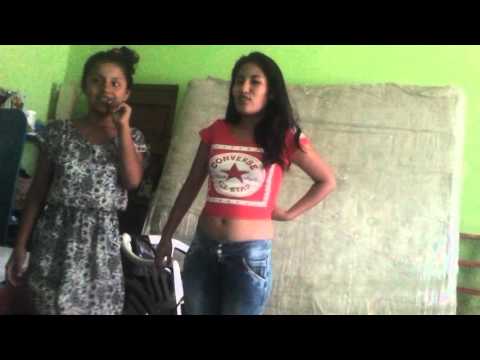 Videos De Es Noche De Solteria