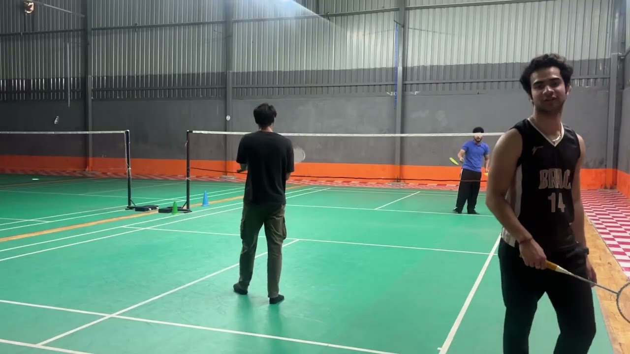 Fun badminton match with friends | VLOG-210