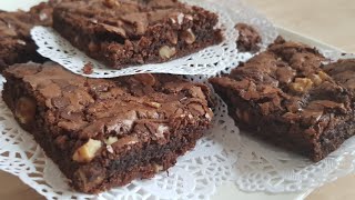 Brownies/Brownie recette simple et facile .  وصفة البراونيز سهلة وبسيطة وناجحة 