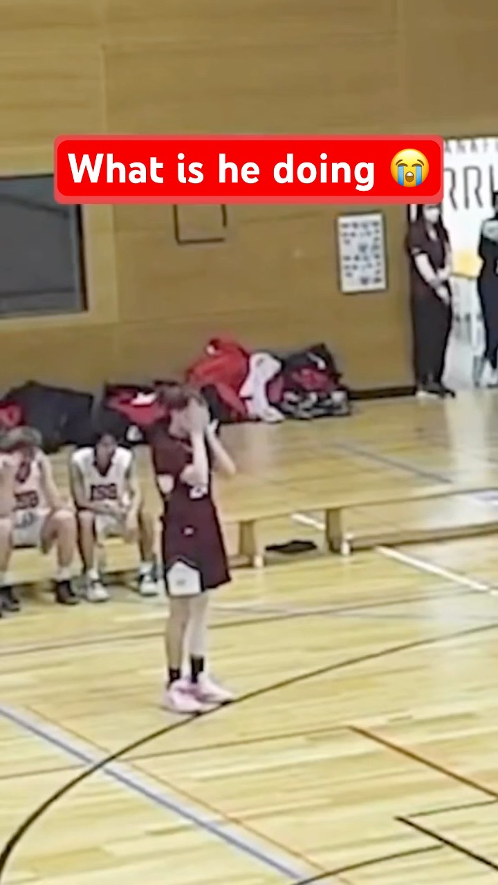 Bro scored on his own basket ?‍♂️ #shorts