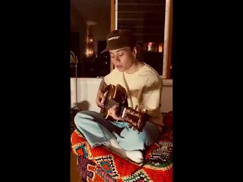 Tash Sultana Flume Bon Iver Cover Live Acoustic 2020
