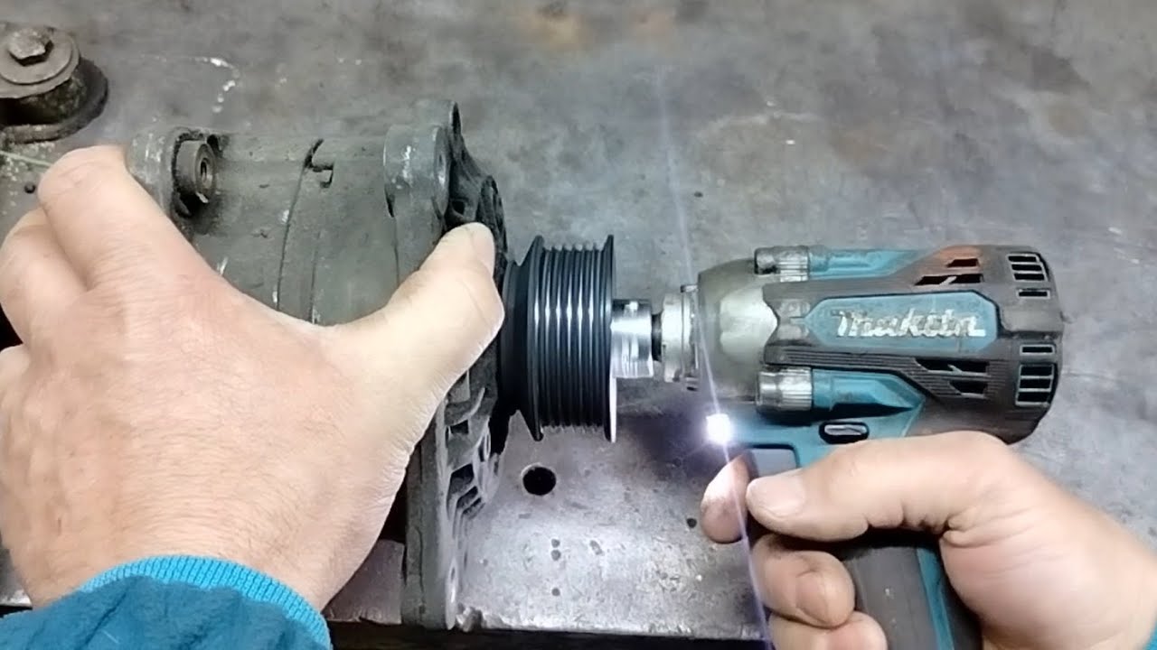 Naprawa alternatora VW T4 Bosch i sprawdzenie na stole ładowania akumulatora