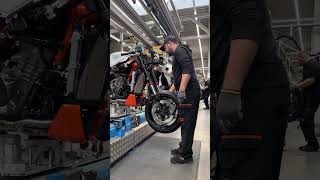 Piece by piece, component by component, the KTM 990 RC R TRACK comes together!