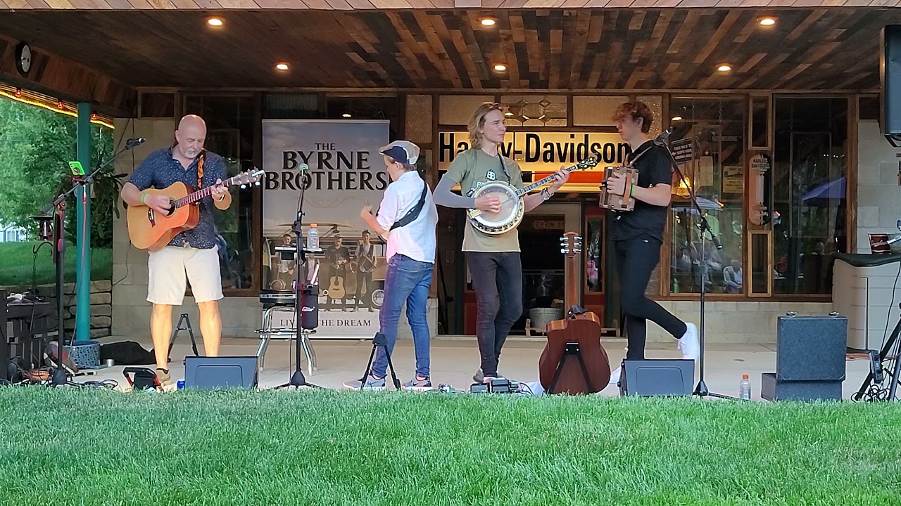 The Byrne Brothers Amazing Grace/Music For The New Found Harmonium