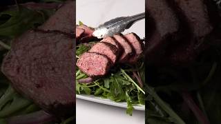 This Steak Salad Tastes Like a Restaurant Meal 🥩