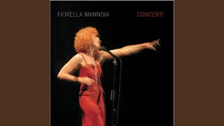 Video-Miniaturansicht von „Fiorella Mannoia - Panama (Live 2003)“