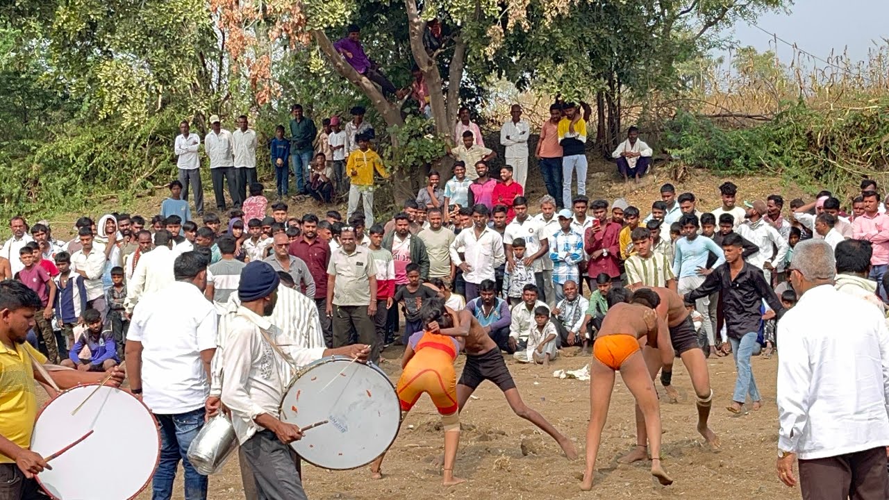 Dusane Kushti Maidan 🔥 Radha Ki Full Dhamakedar Entry | Live Kushti Show 2026