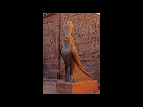 Videó: Az ókori Egyiptomi Hórusz Isten Rokonságban Volt-e Rurikovics-szal? - Alternatív Nézet