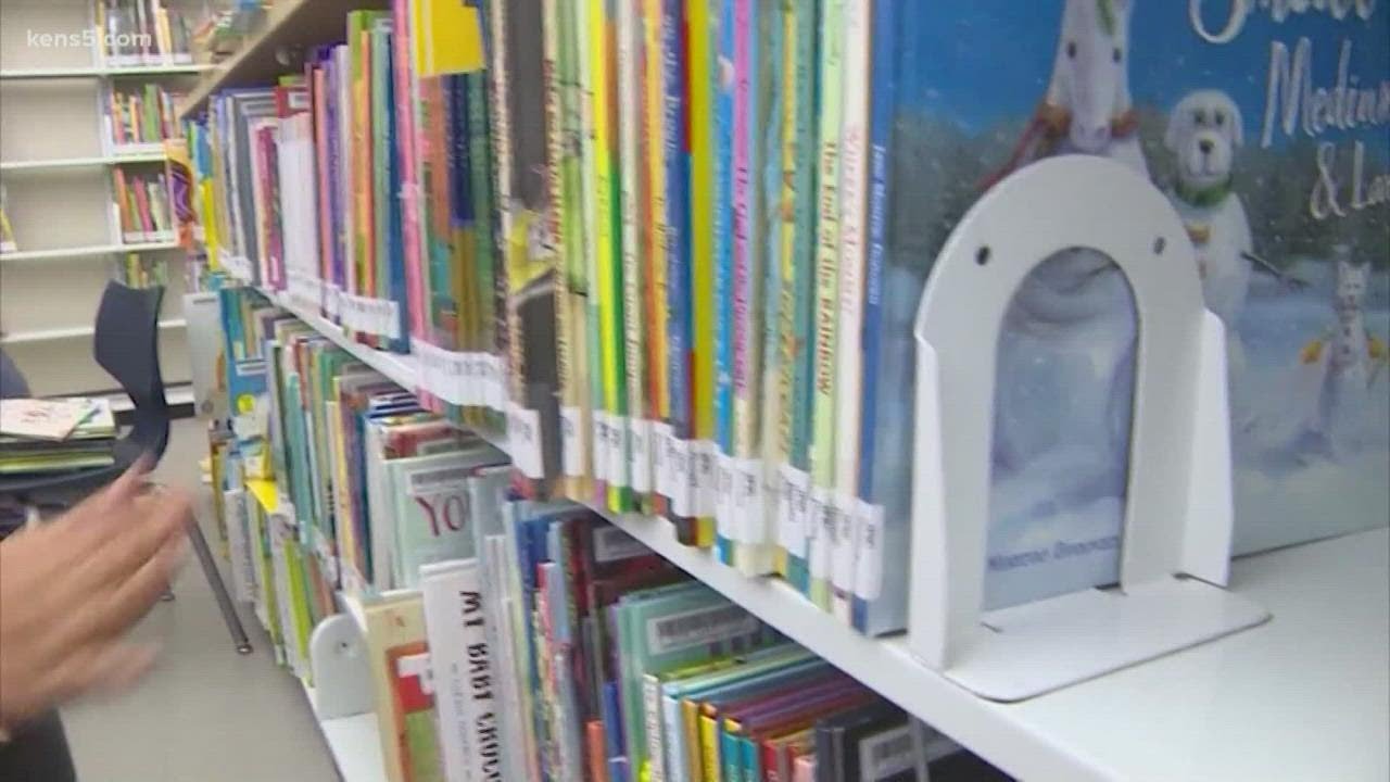 Texas Library Association fights the ban on books with 'Texans for the Right to Read'