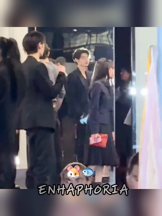 Download lagu Sunghoon making sure tipsy Sunoo is following: #enhypen #enhypenmembers #kpop