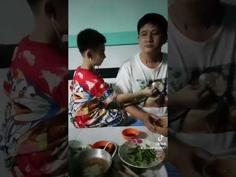 Video cười không ngậm được mồm.con muốn làm bác sĩ út ơi - youtube