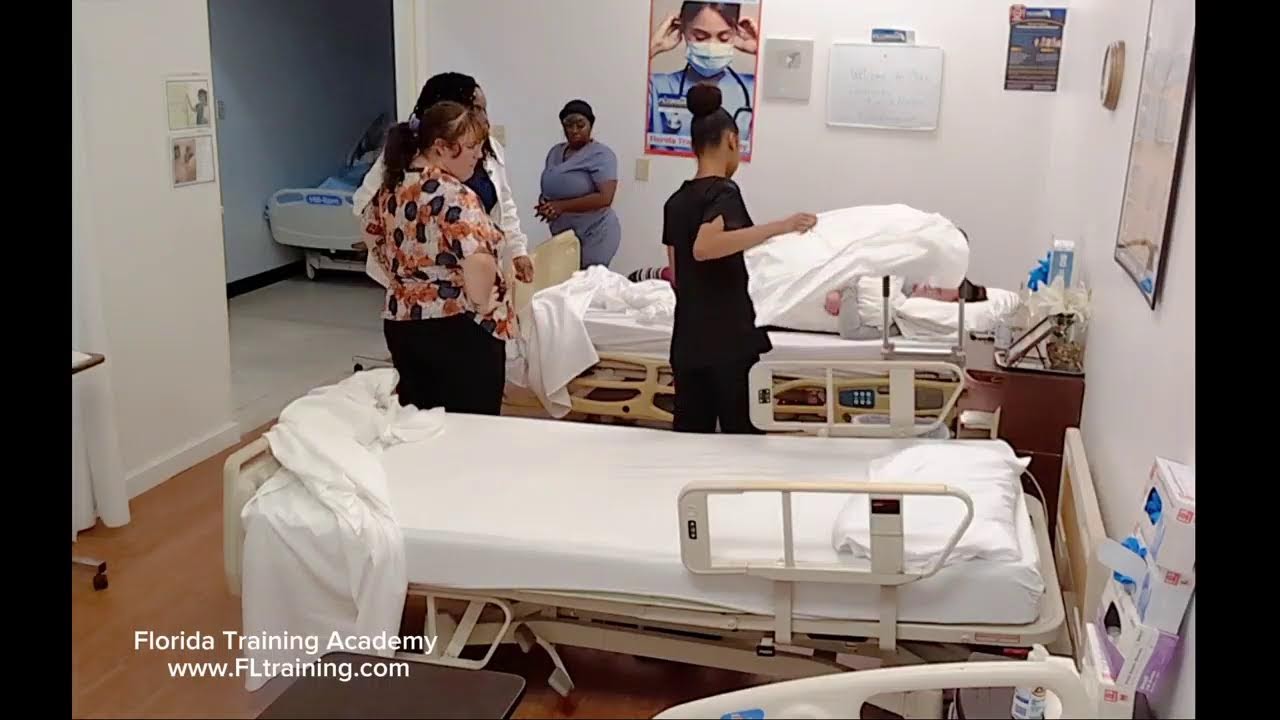 Навык помощника медсестры: Смена положения (демонстрация студента)