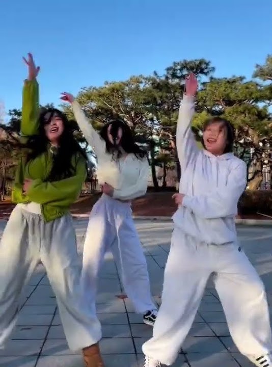 KOEUN (고은) (EX-SMROOKIES) - Christmas With You by Ceraadi (DANCE VIDEO) 🎄