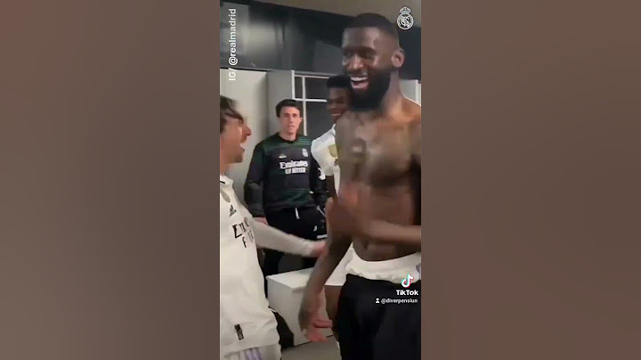 Selebrasi pemain Real Madrid di ruang ganti. #relamadrid #halamadrid #viral
