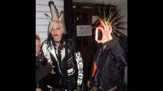 Watch Devotchkas Oi Toy video