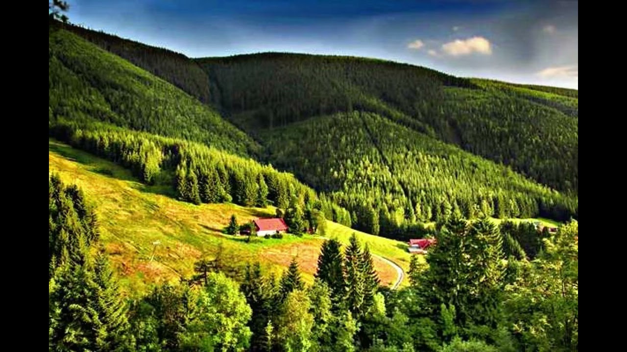 Ой на горі стоїть хата (співана)