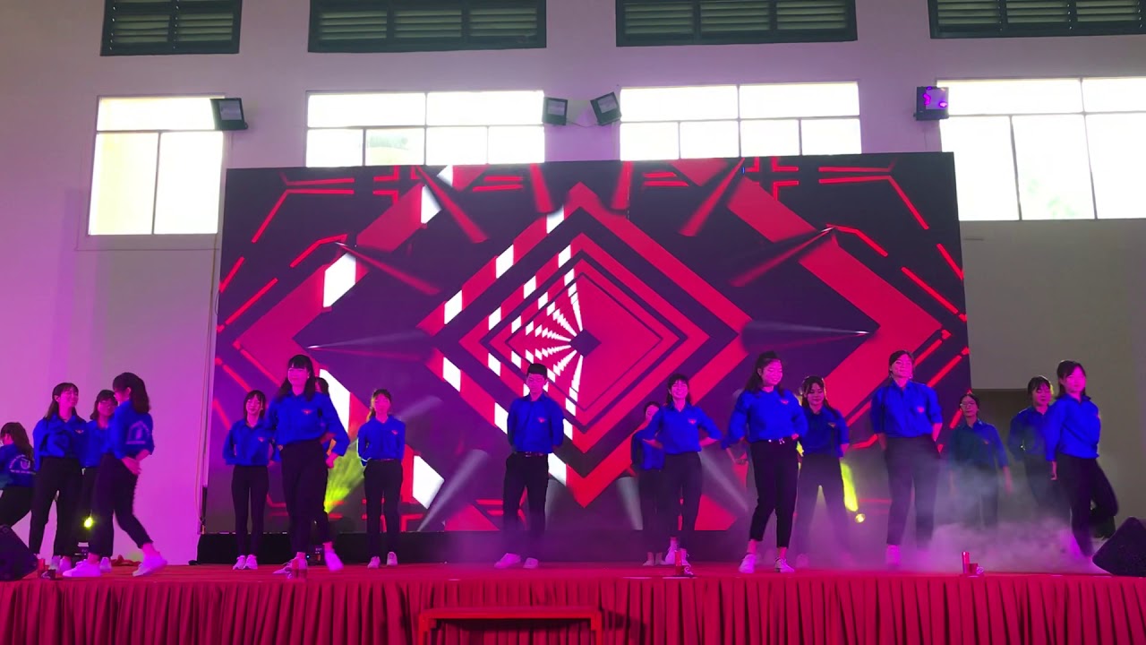 Giải nhất dân vũ flashmob Bước chân Thanh niên - Sẽ chiến thắng