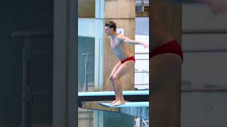 Sam Fricker diving