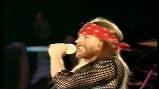 Guns N' Roses - Sweet Child O' Mine (Live in Paris/1992) (HD)