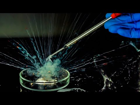 Video What happens if you add oleum to potassium chlorate KClO3 - youtube