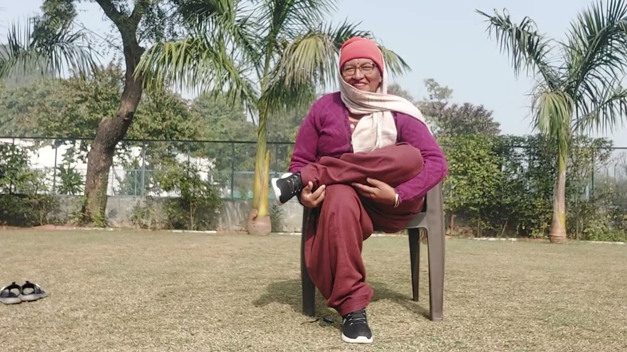 Chair yoga special for knee joints. कुर्सी पर बैठकर करें ये 5 एक्सरसाइज, घुटनों का दर्द होगा दूर!