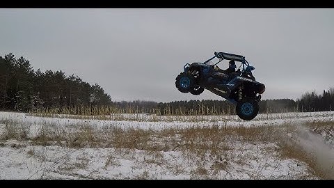 Maverick XMR vs Rzr Highlifter Drag Race! Highlifter Sends It!