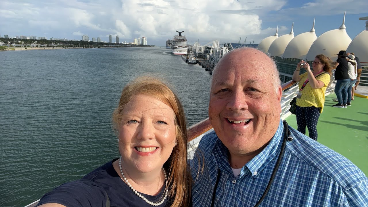 LIVE SAIL AWAY MIAMI FLORIDA ROYAL CARIBBEAN EXPLORER OF THE SEAS NOVEMBER 2022