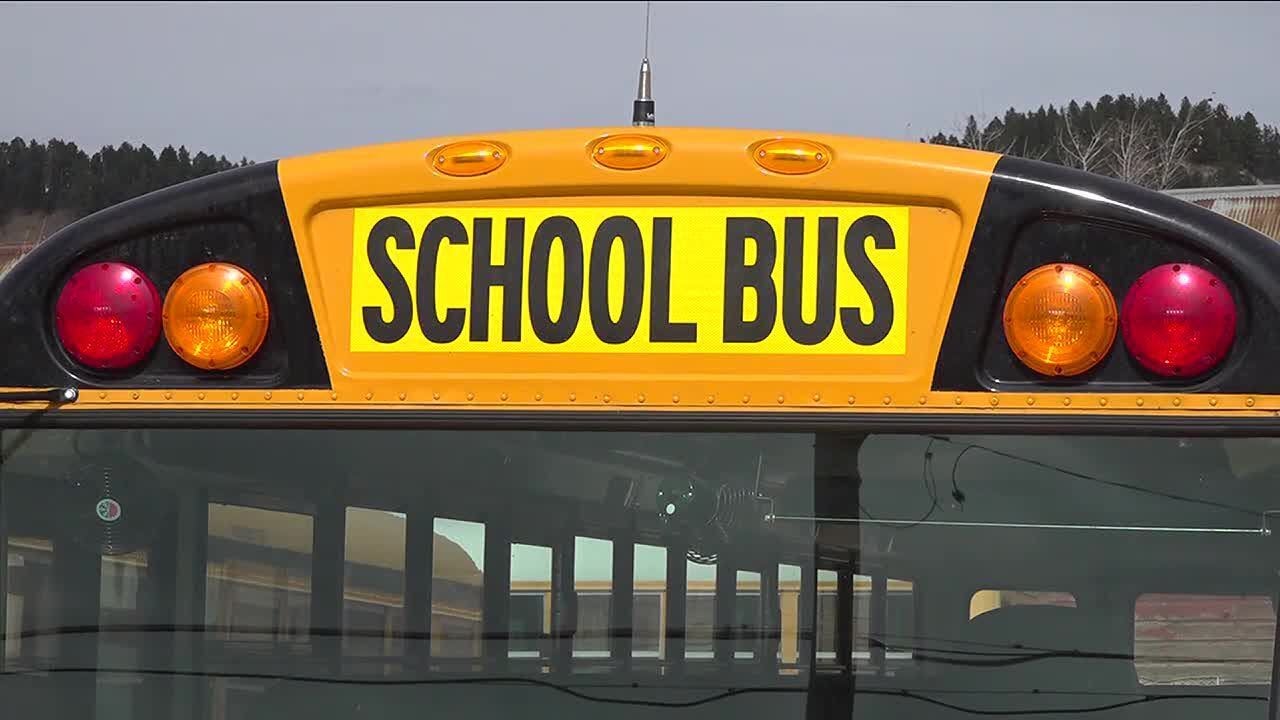Parents of Meade School students express concern over bus safety - YouTube