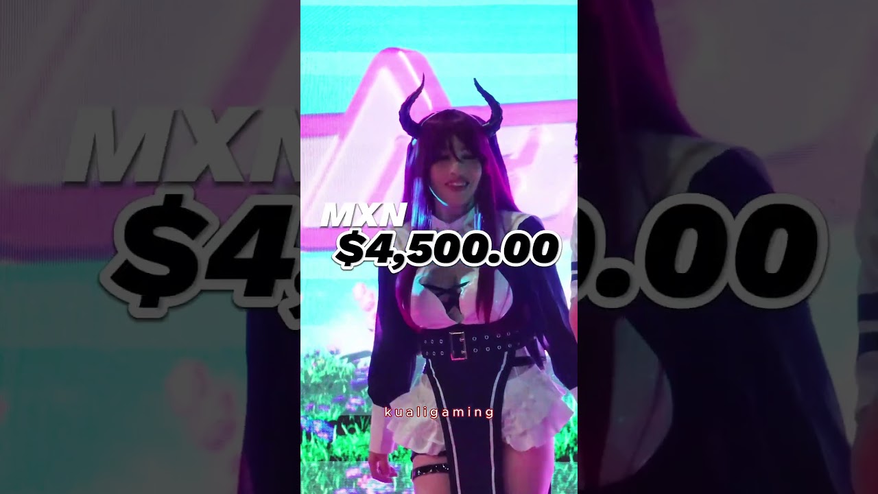 cosplayer vs Creadoras azules #kualigaming #cosplay