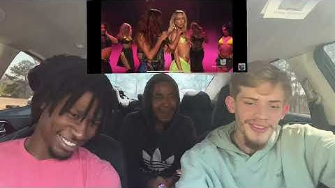 Anitta y Bad Gyal live performance of Bellakeo Bota Niña y Mil Veces