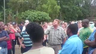 Celebrity White person speaking khelobedu Wealth