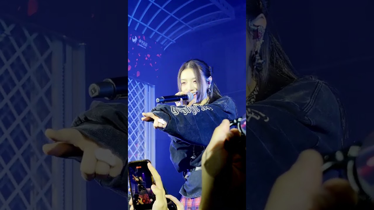 [4K] Sinnie Ng@晚安莉莉《喜歡與愛的感覺》【2026除夕維港倒數音樂節】| Sinnie Focus | 2025.12.31