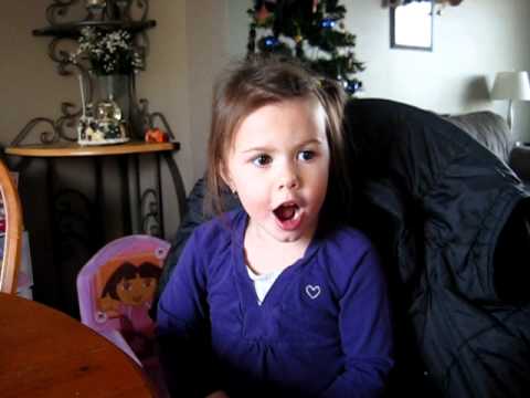 3 year old girl singing O'Canada! - YouTube