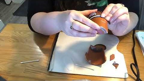 Reconstructing pottery like an Archaeologist