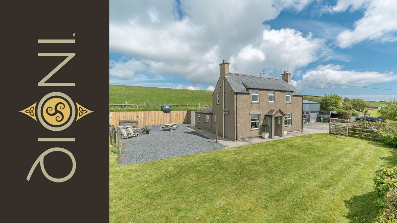 A Traditional Farmhouse Holiday Cottage on the Llŷn Peninsula Tyddyn