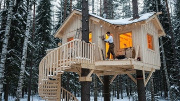 Building a Treehouse in the Frozen Wild Forest – Survival From Start to Finish