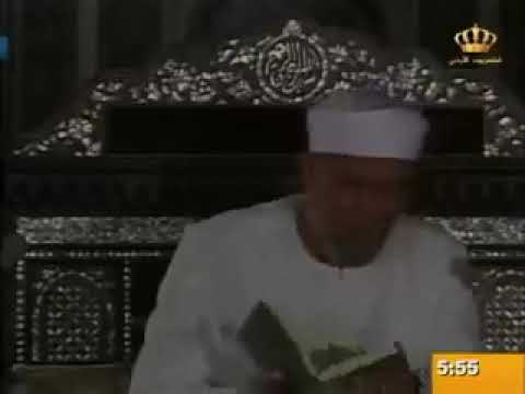 والفيا سيدها لدى الباب قالت ما جزاء من اراد باهلك سوء الا ان يسجن او عذاب اليم تفسير سورة يوسف