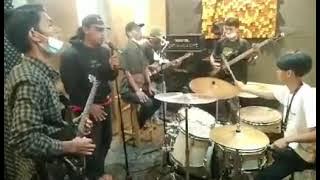 Download lagu sejauh mungkin by cover BRJM.