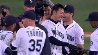 BAL@SEA: Iwakuma pitches a no-hitter vs. Orioles