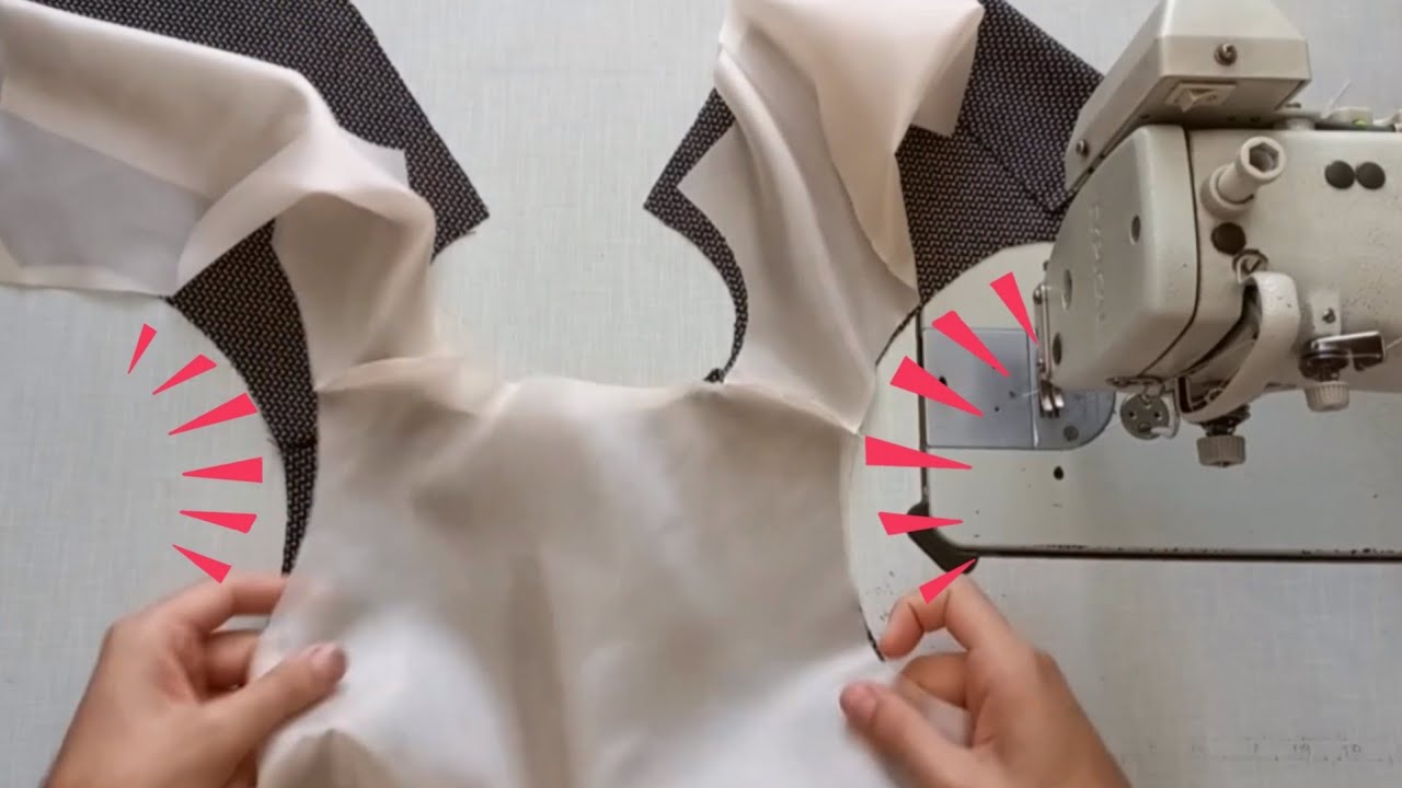 Многие не знают секрета сшивания подкладки со всех сторон.