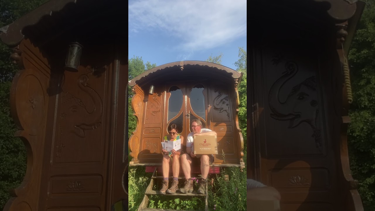 Why Customers Love Ordering Food Online With Us! 